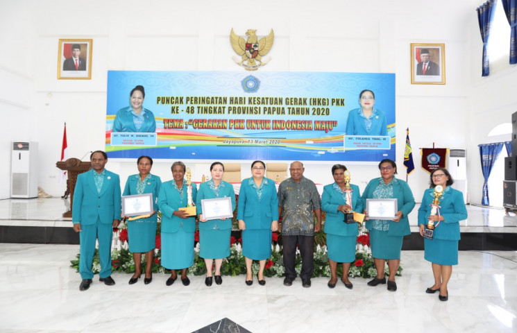 Yolanda Tinal : Pengurus PKK Wajib Jadi Pelopor Pelaksana 10 Program Pokok